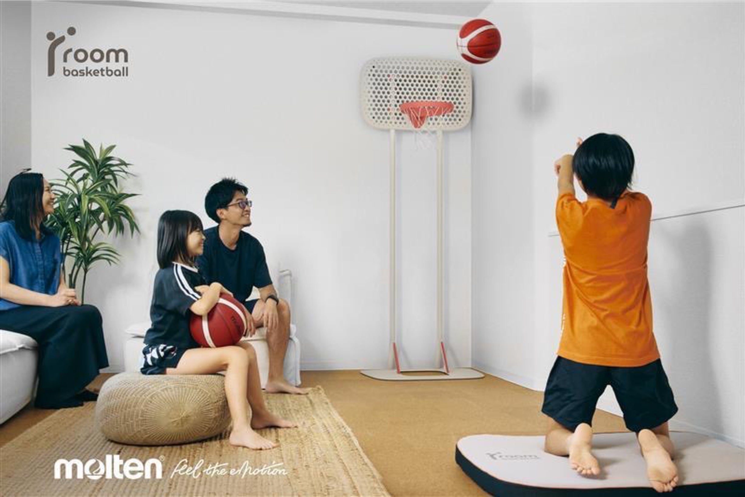 "いつでも、みんなで、おうちバスケ" roombasketballから、シューティングセットが12月に発売！ － モルテン、好評のドリブルセットに続く新シリーズを 10月14日(火)よりオンラインショップ限定で予約受付開始 －